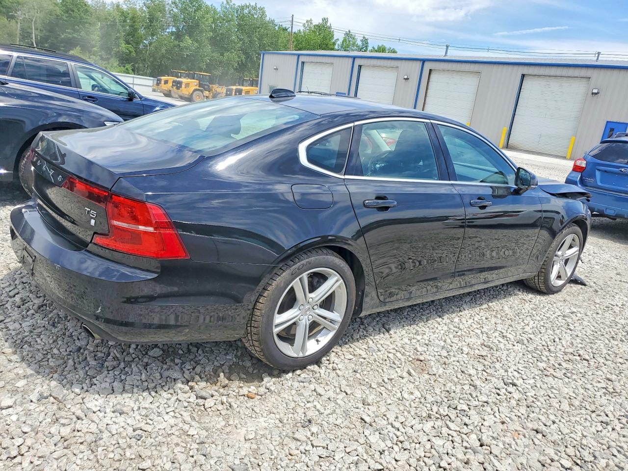 YV1102AK3H1007251 · 2017 VOLVO S90 · 3/12