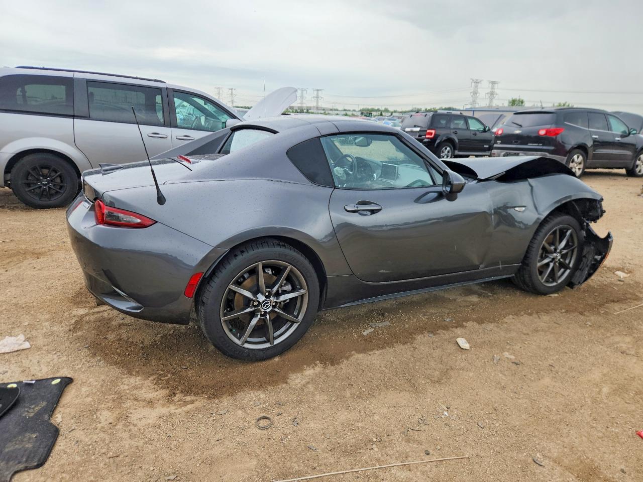 JM1NDAM70H0101008 · 2017 MAZDA MX-5 MIATA · 3/12