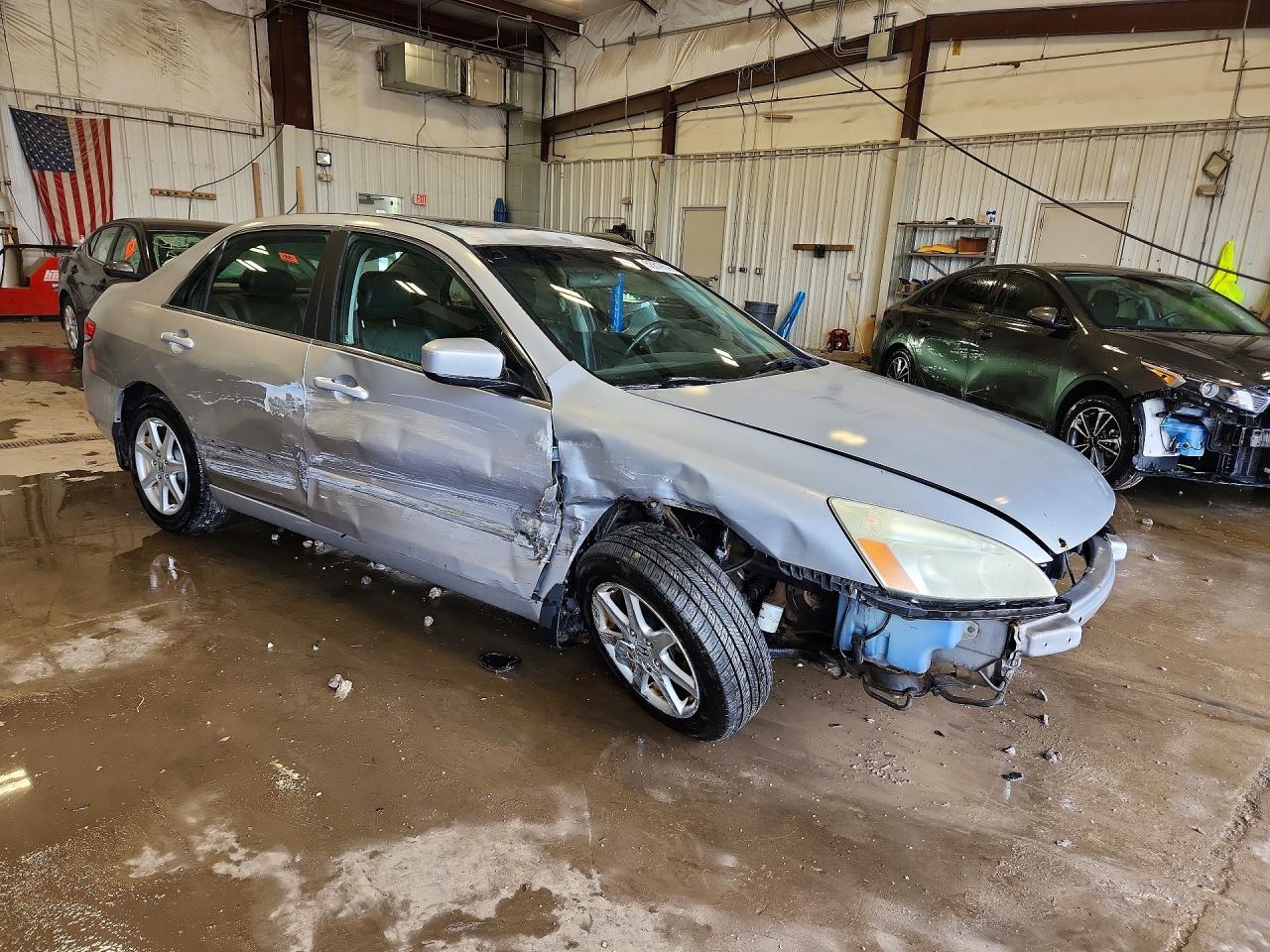 1HGCM66553A045314 · 2003 HONDA ACCORD · 4/13