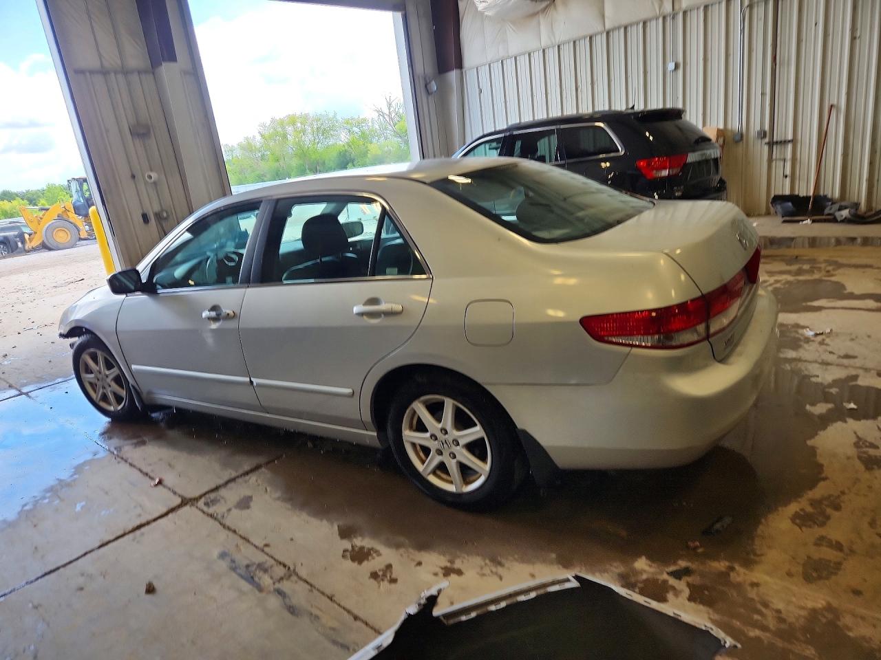 1HGCM66553A045314 · 2003 HONDA ACCORD · 2/13
