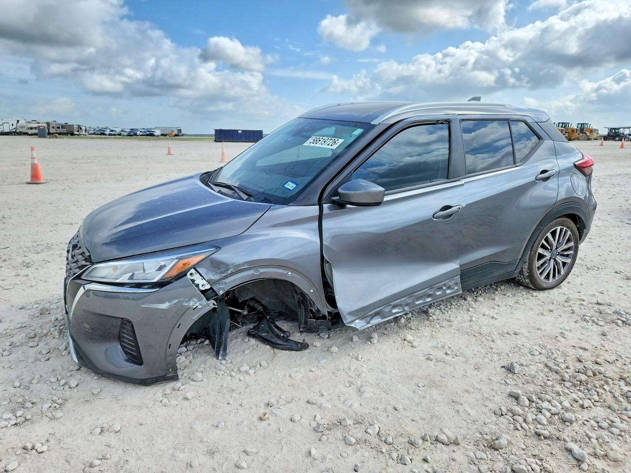 3N1CP5CVXNL518210 · 2022 NISSAN KICKS