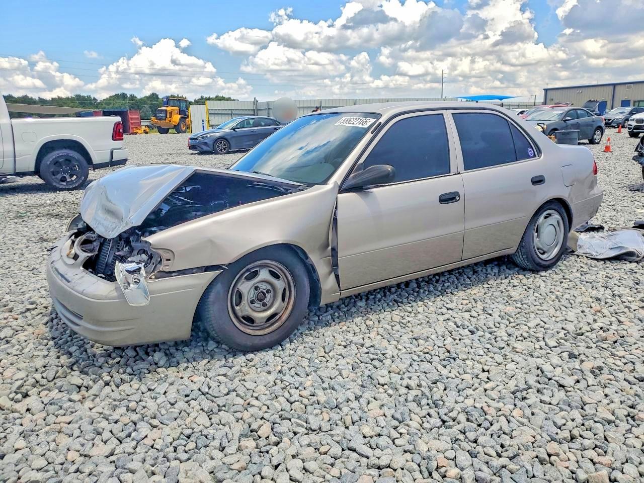 2T1BR12E3YC321349 · 2000 TOYOTA COROLLA