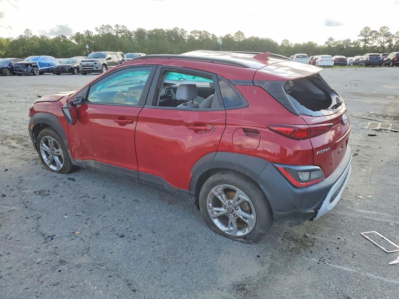 KM8K32AB8NU772821 · 2022 HYUNDAI KONA · 2/14