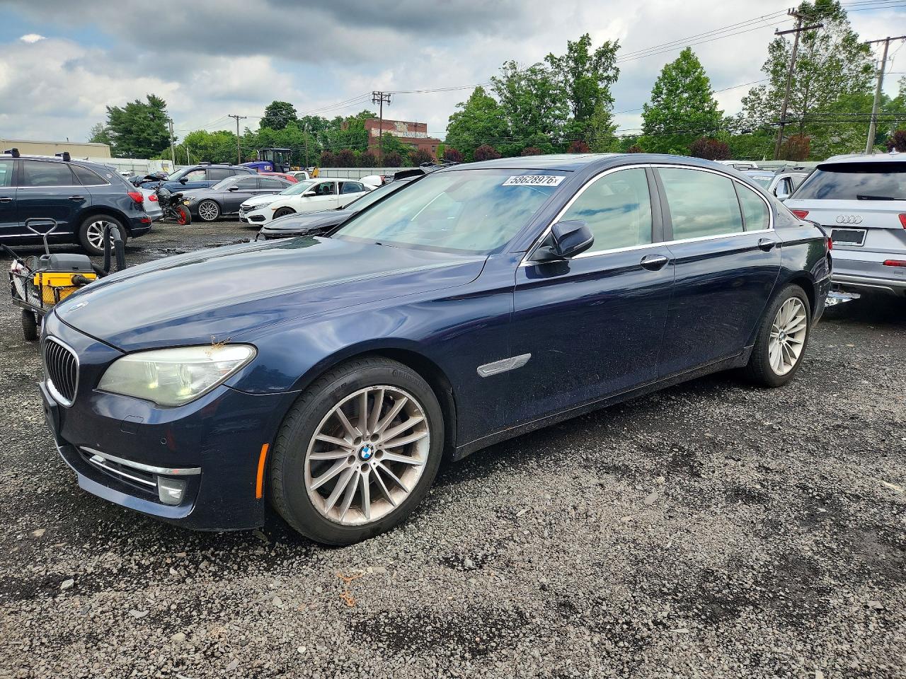 2014 BMW 750