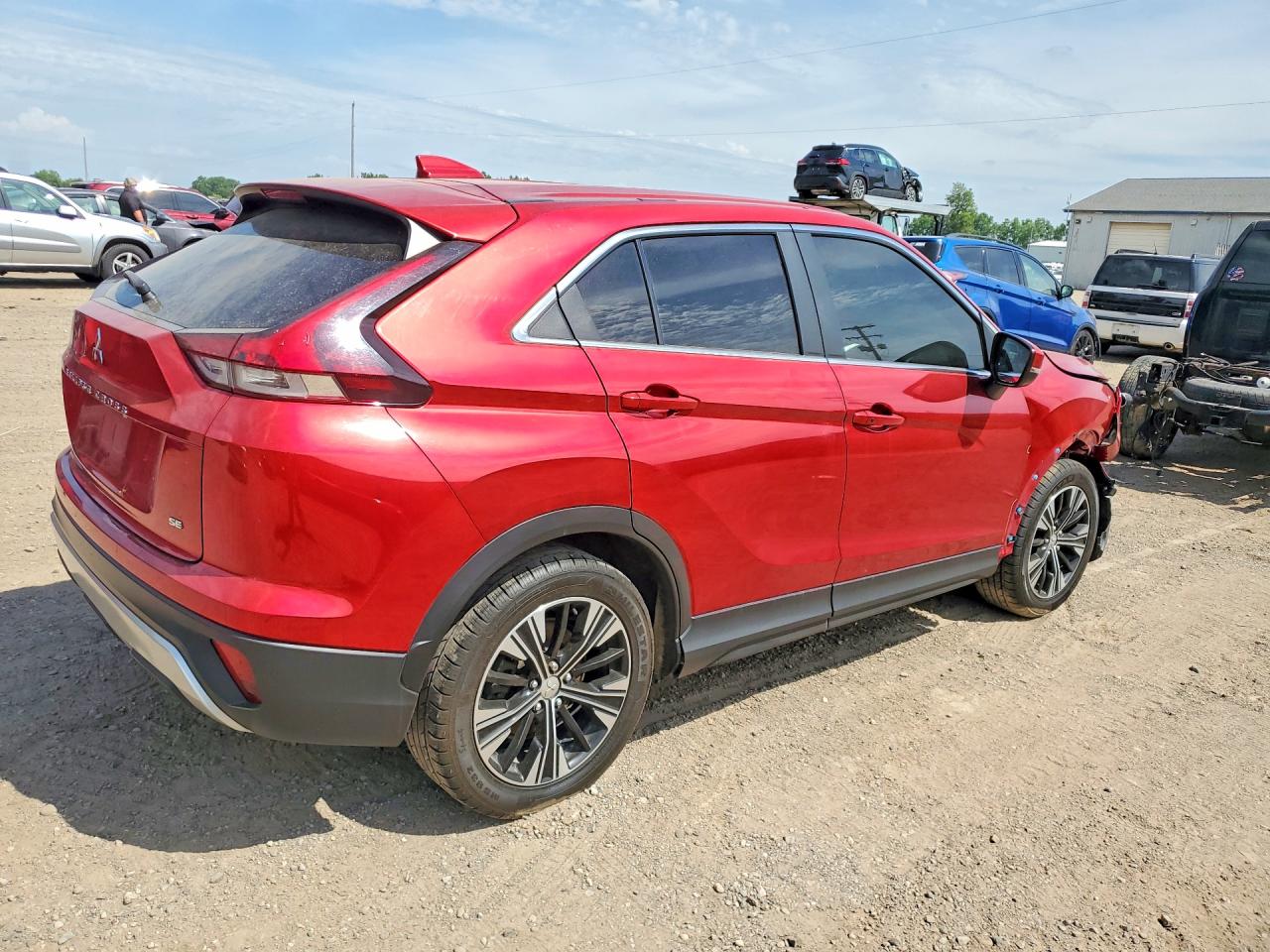 JA4ASWAA1NZ006685 · 2022 MITSUBISHI ECLIPSE CROSS · 3/13