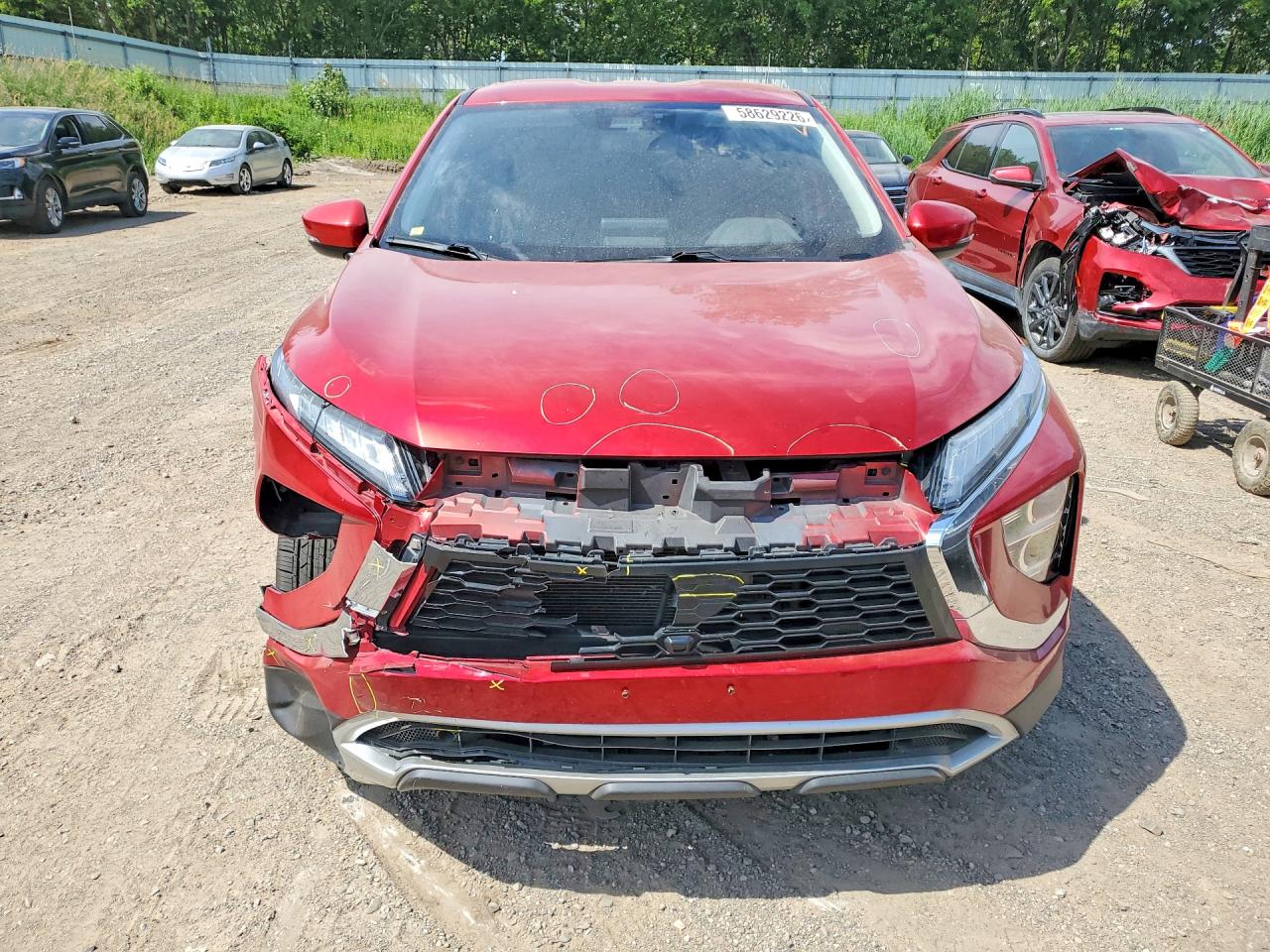JA4ASWAA1NZ006685 · 2022 MITSUBISHI ECLIPSE CROSS · 5/13