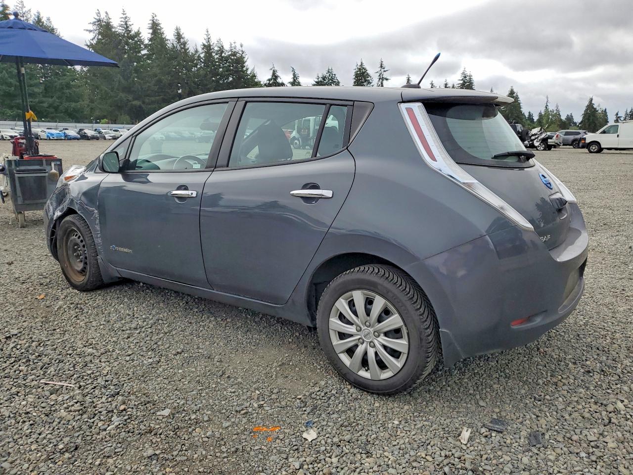 1N4AZ0CP8DC413636 · 2013 NISSAN LEAF · 2/13