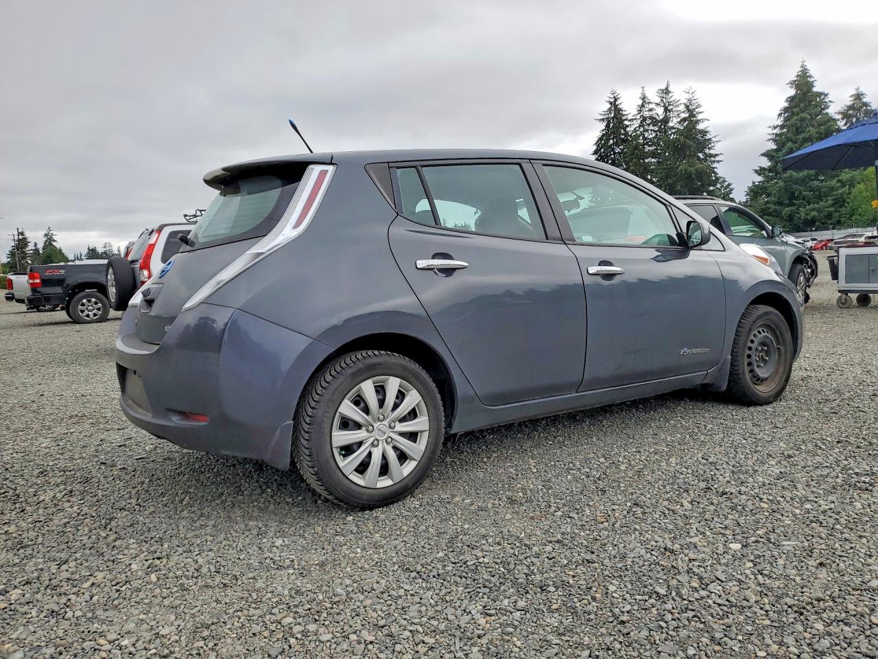 1N4AZ0CP8DC413636 · 2013 NISSAN LEAF · 3/13