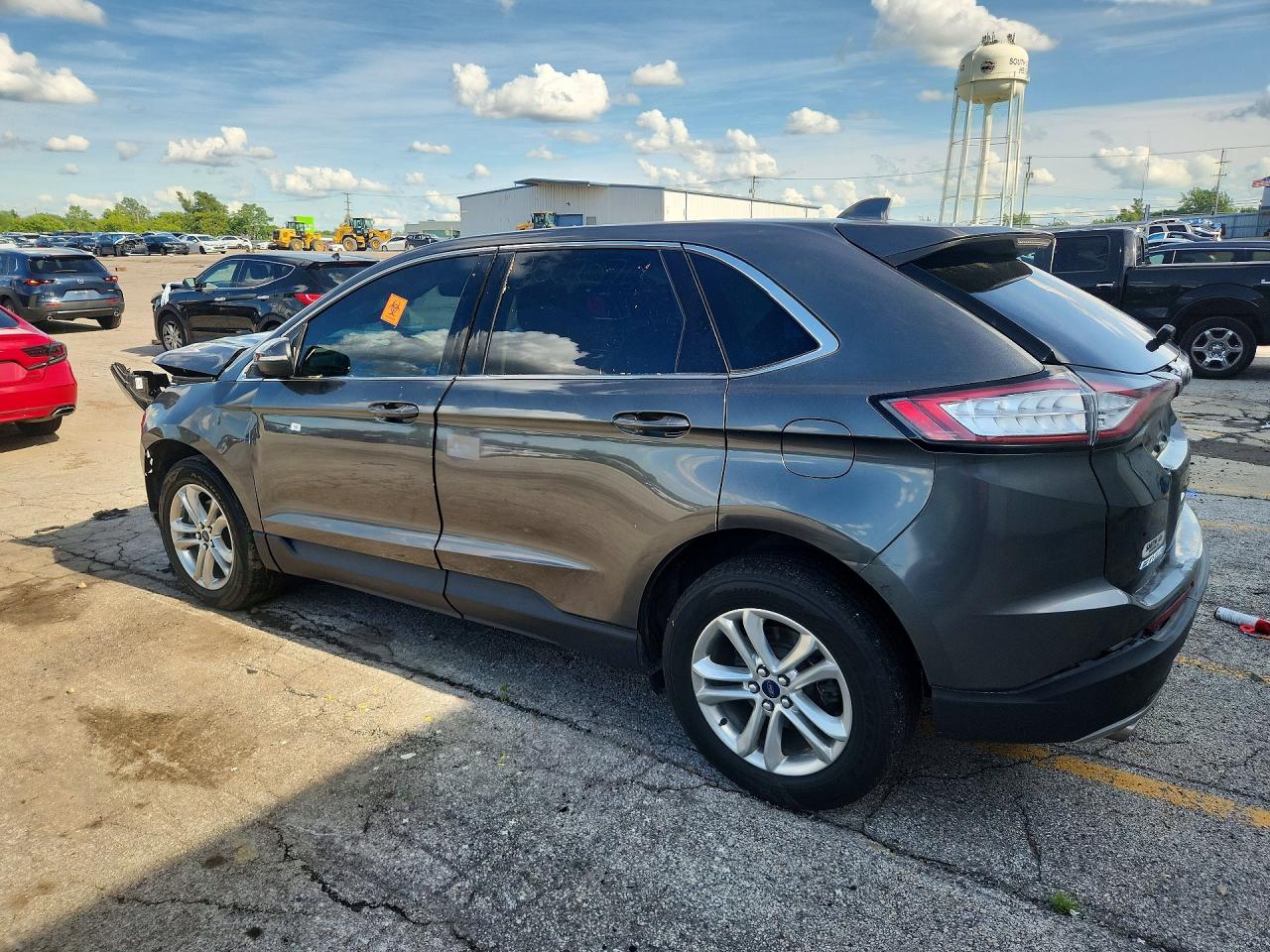 2FMPK3J88JBC27432 · 2018 FORD EDGE · 2/13