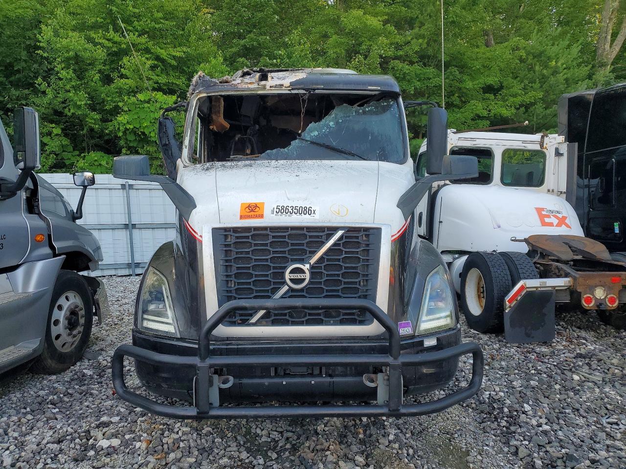 4V4WB9EG1KN207683 · 2019 VOLVO VNR · 5/14