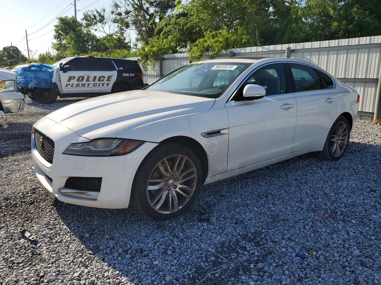 SAJBE4BV4GCY06332 · 2016 JAGUAR XF