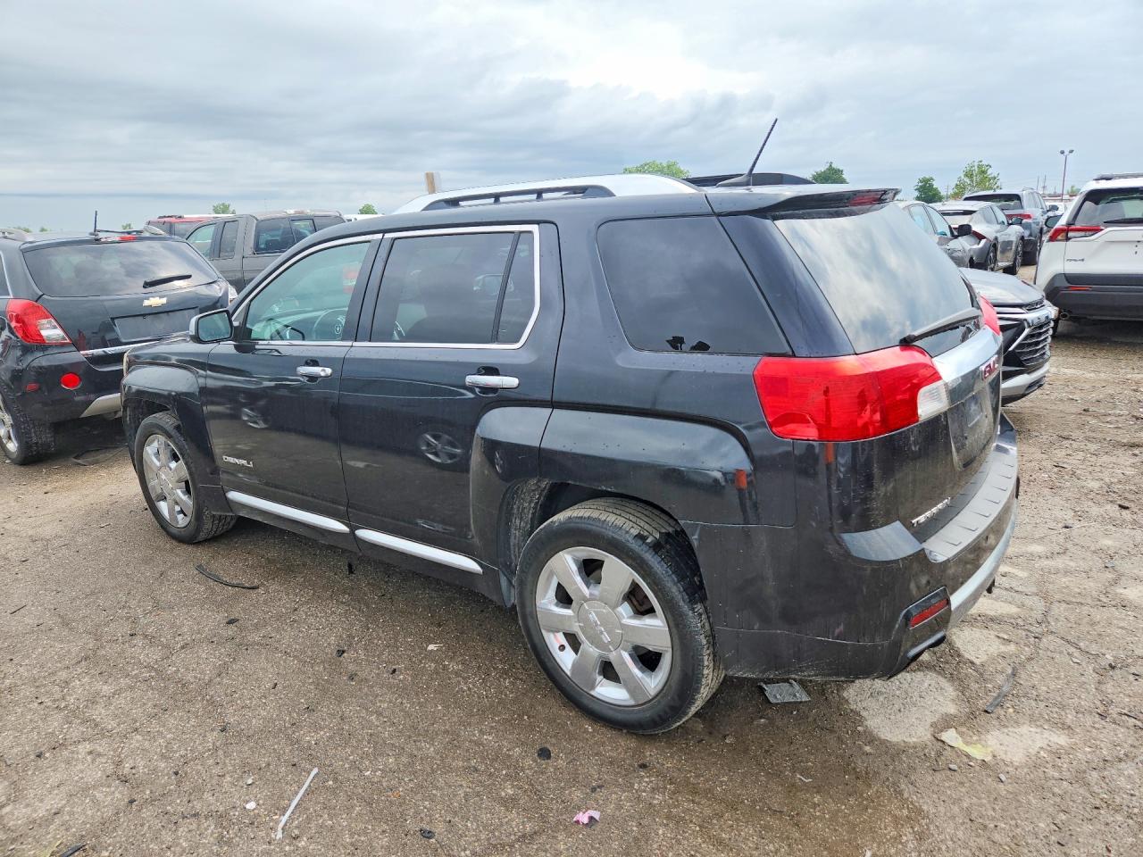 2GKFLZE37D6397488 · 2013 GMC TERRAIN · 2/13