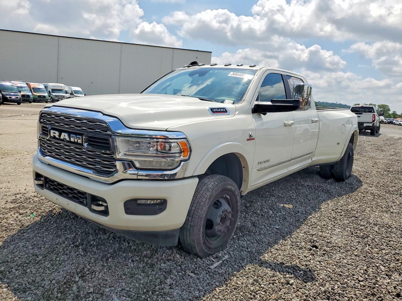 3C63RRRL7KG715996 · 2019 RAM 3500