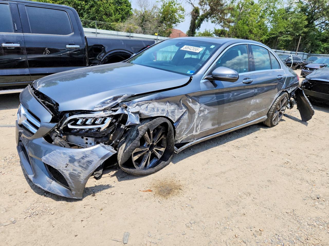 WDDWF8EB8KR516497 · 2019 MERCEDES-BENZ C