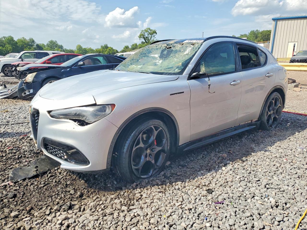 ZASPAKBN8R7D75176 · 2024 ALFA ROMEO STELVIO