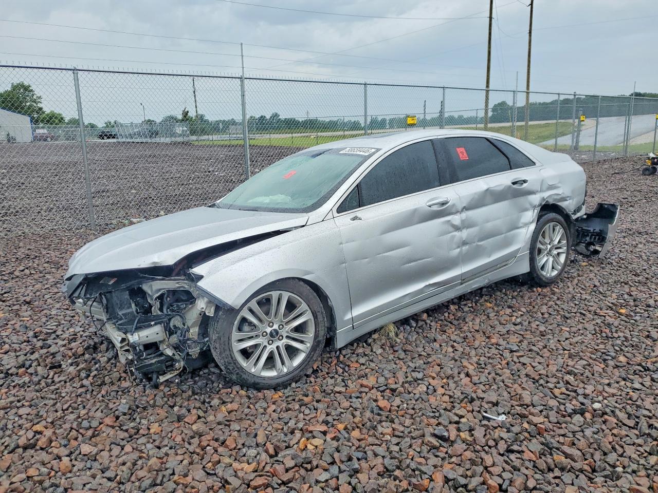 3LN6L2LU6FR605902 · 2015 LINCOLN MKZ