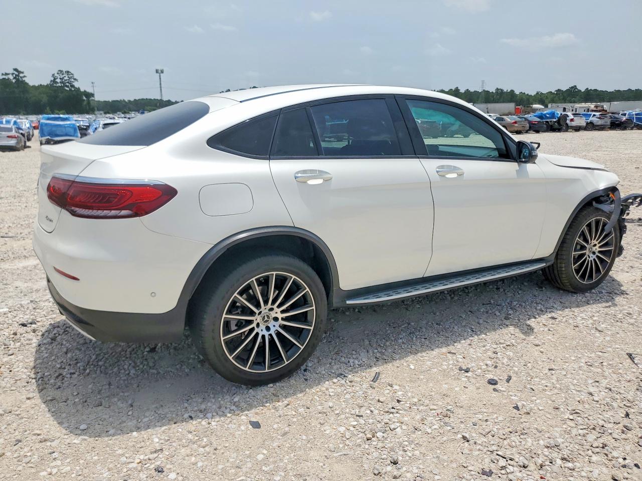 W1N0J8EB0PG128898 · 2023 MERCEDES-BENZ GLC COUPE · 3/13