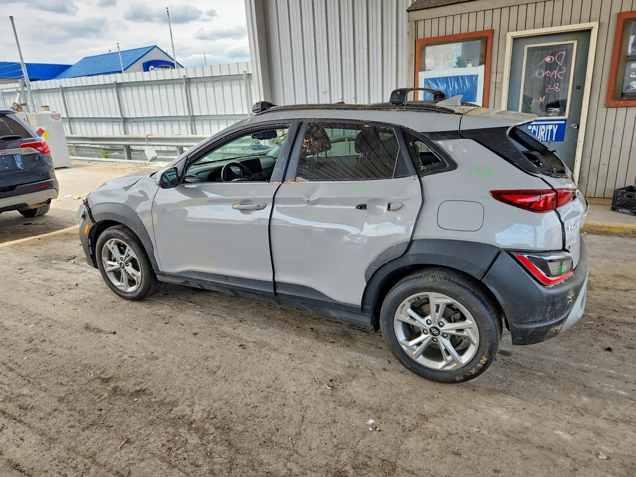 KM8K3CABXPU935526 · 2023 HYUNDAI KONA · 2/12
