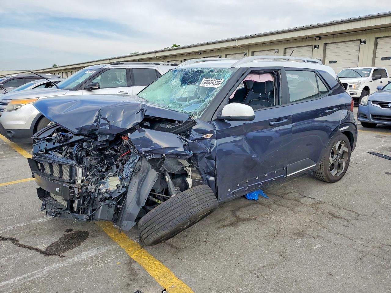 KMHRC8A36TU447205 · 2026 HYUNDAI VENUE