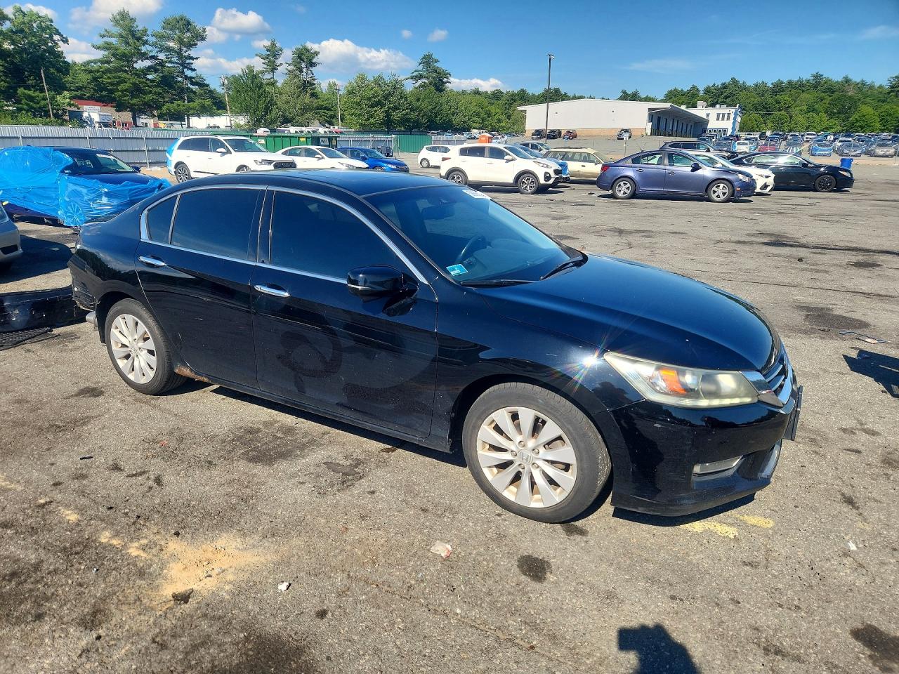1HGCR3F89DA046509 · 2013 HONDA ACCORD · 4/12