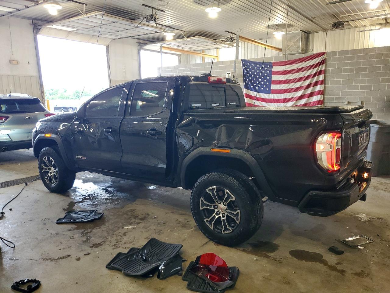 1GTP6DEK7P1135236 · 2023 GMC CANYON · 2/11