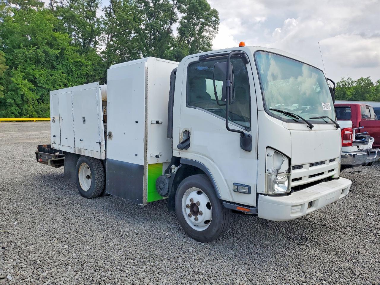 54DC4W1B1DS800641 · 2013 ISUZU NPR HD · 4/13