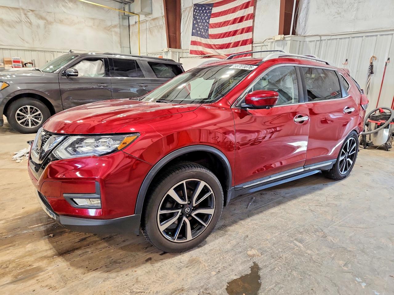 5N1AT2MV5KC702728 · 2019 NISSAN ROGUE