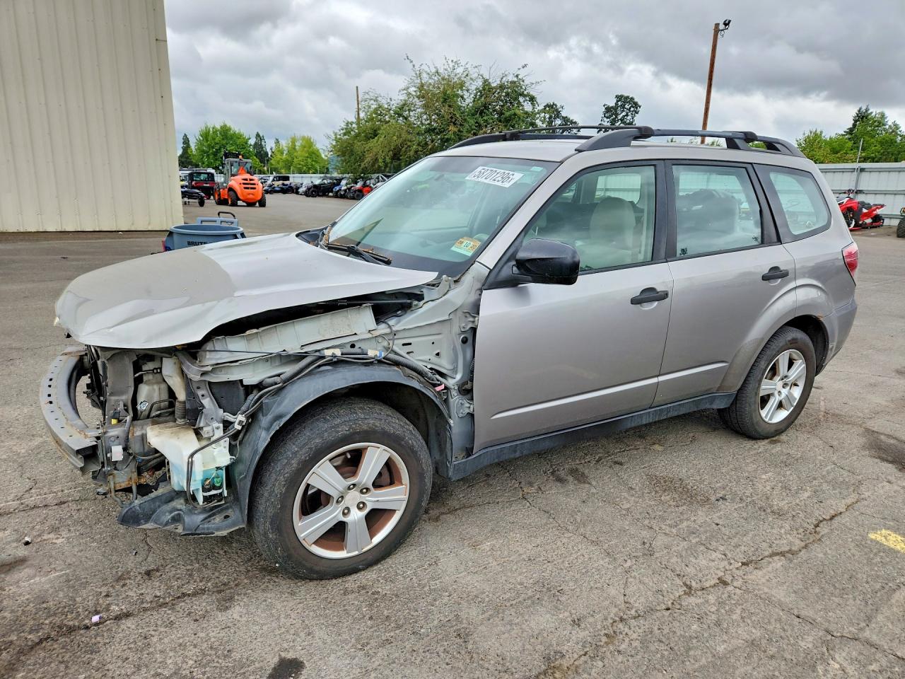 JF2SHABC0BH777833 · 2011 SUBARU FORESTER