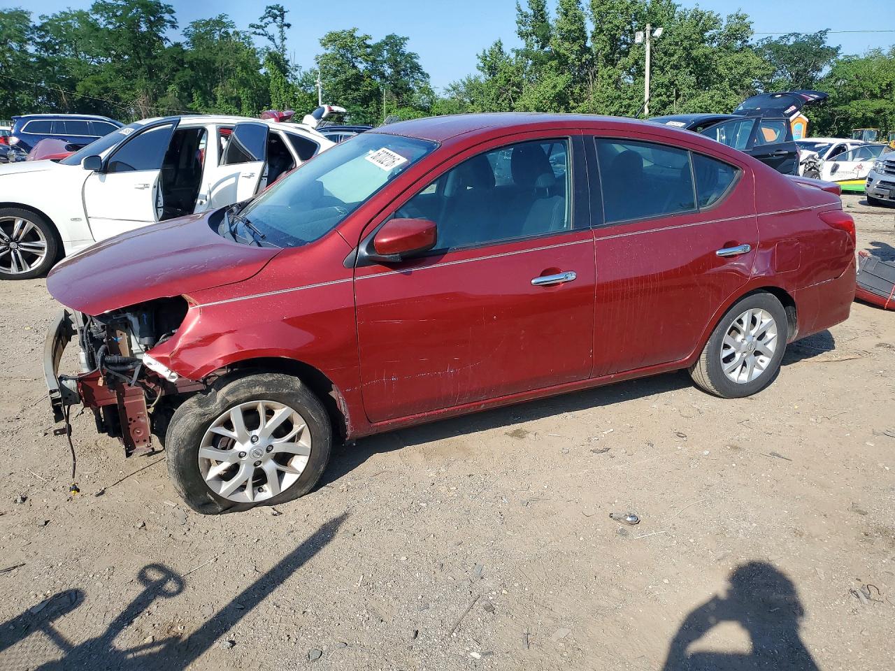 3N1CN7AP8JL850789 · 2018 NISSAN VERSA