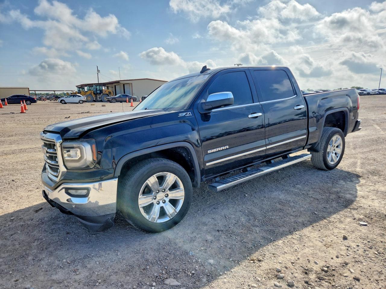 2017 GMC SIERRA
