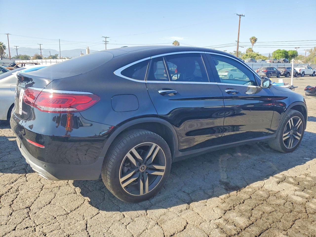 W1N0J8EB2MF911237 · 2021 MERCEDES-BENZ GLC COUPE · 3/12