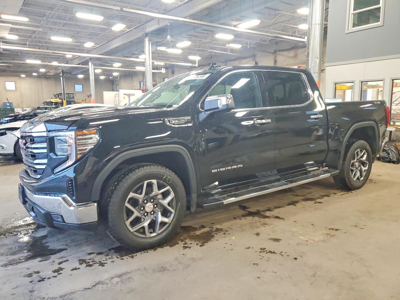 3GTUUDED2PG294211 · 2023 GMC SIERRA