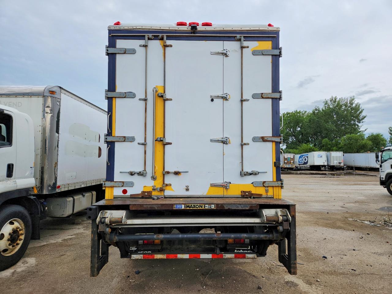 54DK6S161JSG00164 · 2018 ISUZU FTR · 6/13