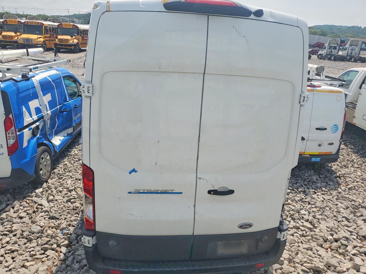 1FTBW3XK1NKA00603 · 2022 FORD TRANSIT · 6/13