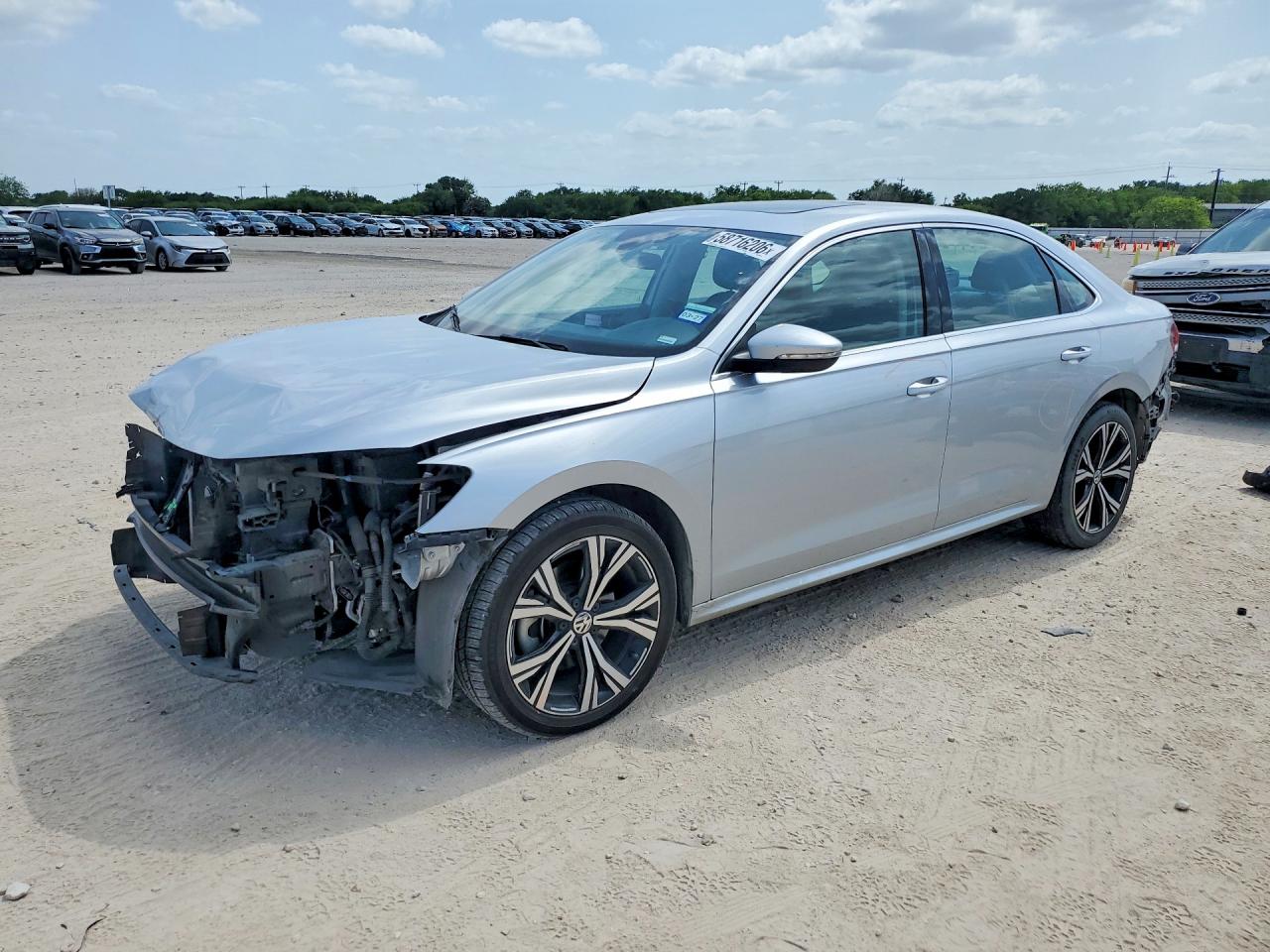 2021 VOLKSWAGEN PASSAT