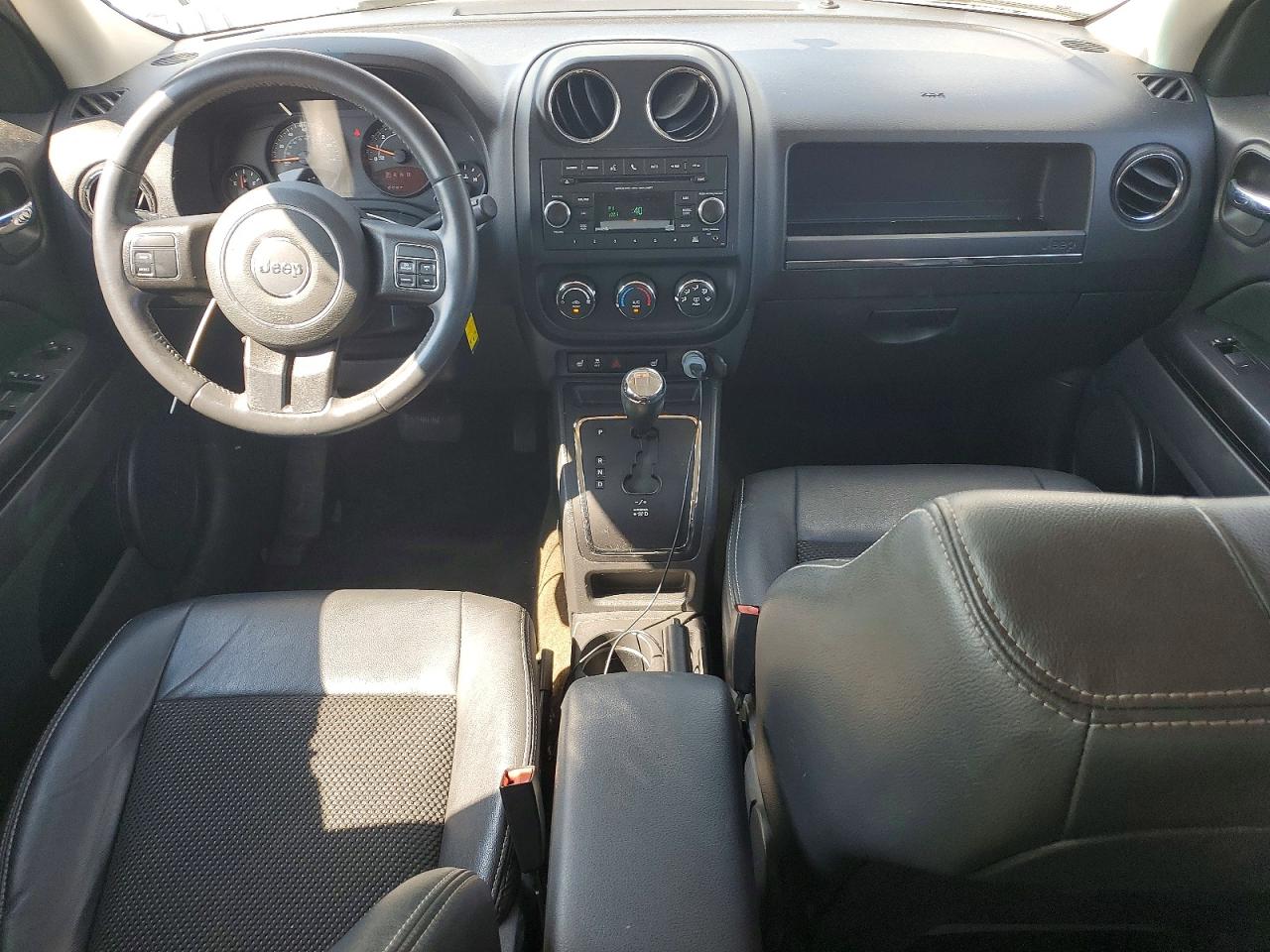 1C4NJPBA7HD120352 · 2017 JEEP PATRIOT · 8/12
