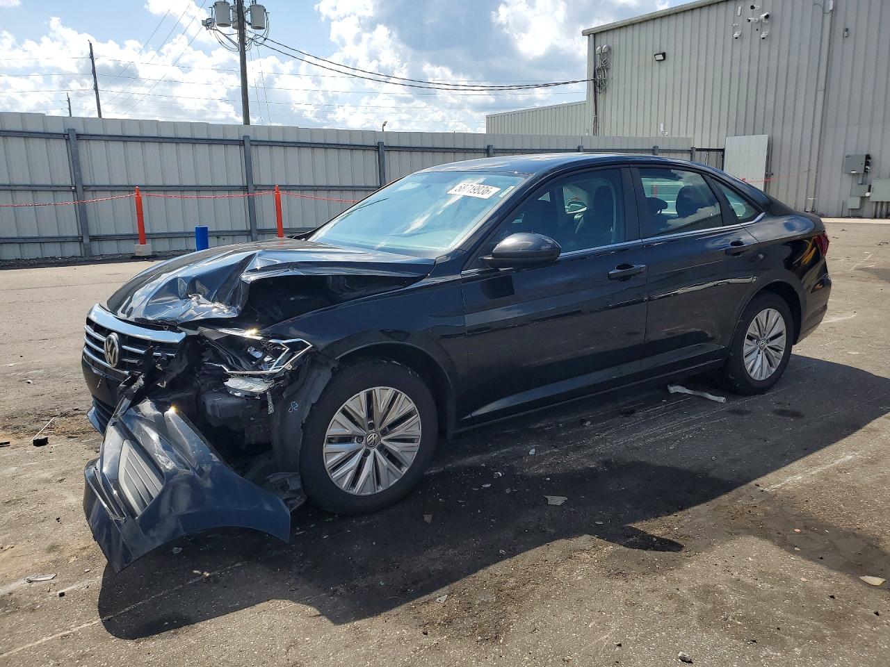 3VWC57BU2KM207770 · 2019 VOLKSWAGEN JETTA