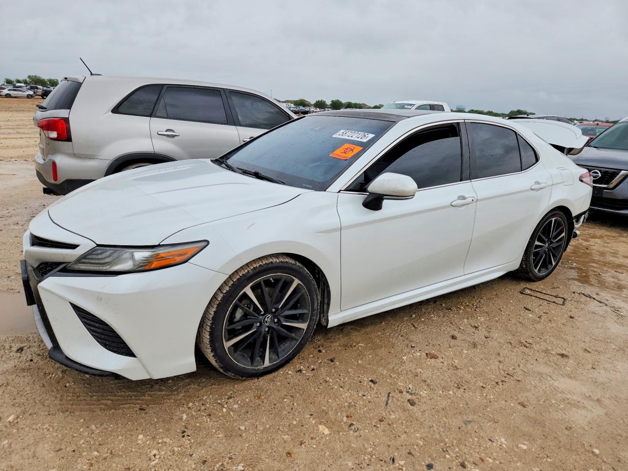 4T1BZ1HK1JU016790 · 2018 TOYOTA CAMRY