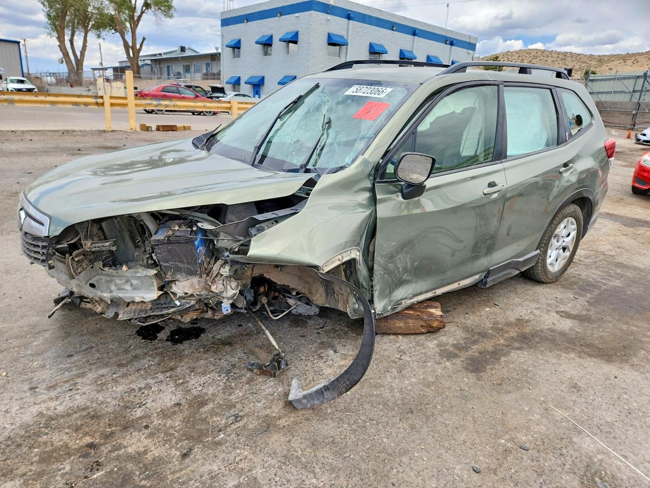 JF2SKACC9KH450668 · 2019 SUBARU FORESTER