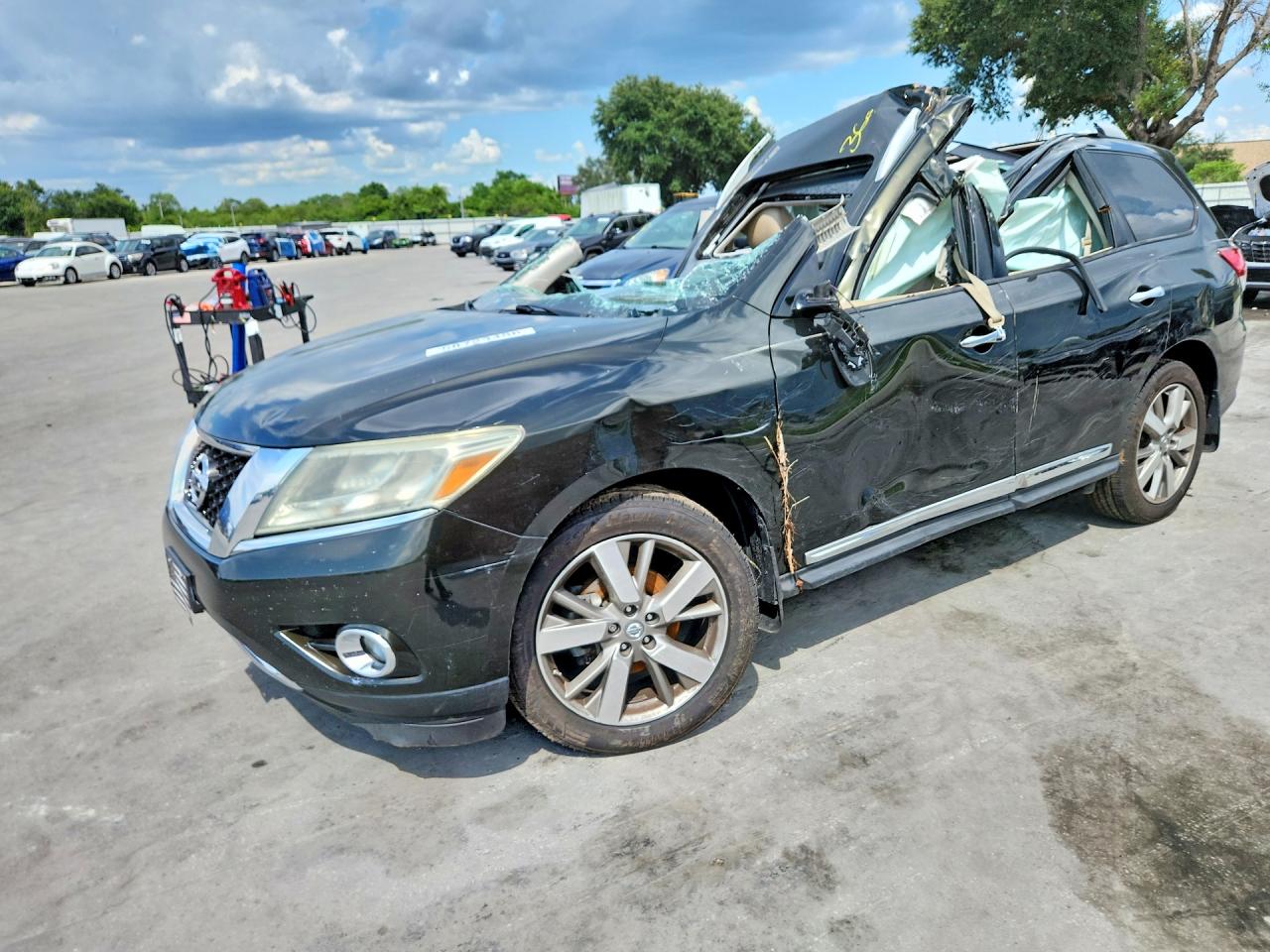 5N1AR2MN7GC612129 · 2016 NISSAN PATHFINDER