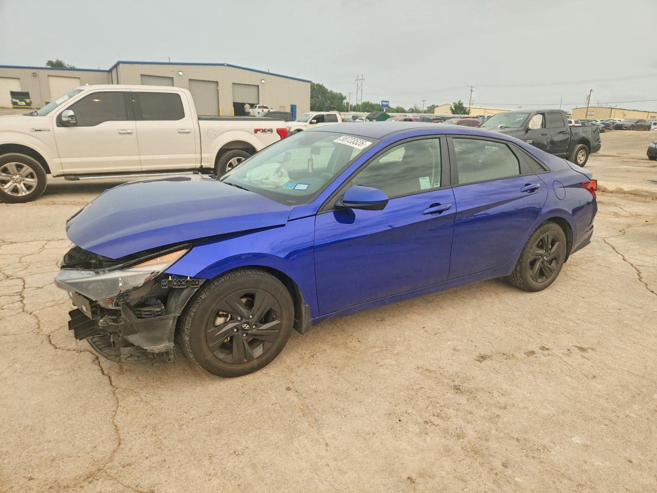 KMHLM4AG6NU313585 · 2022 HYUNDAI ELANTRA