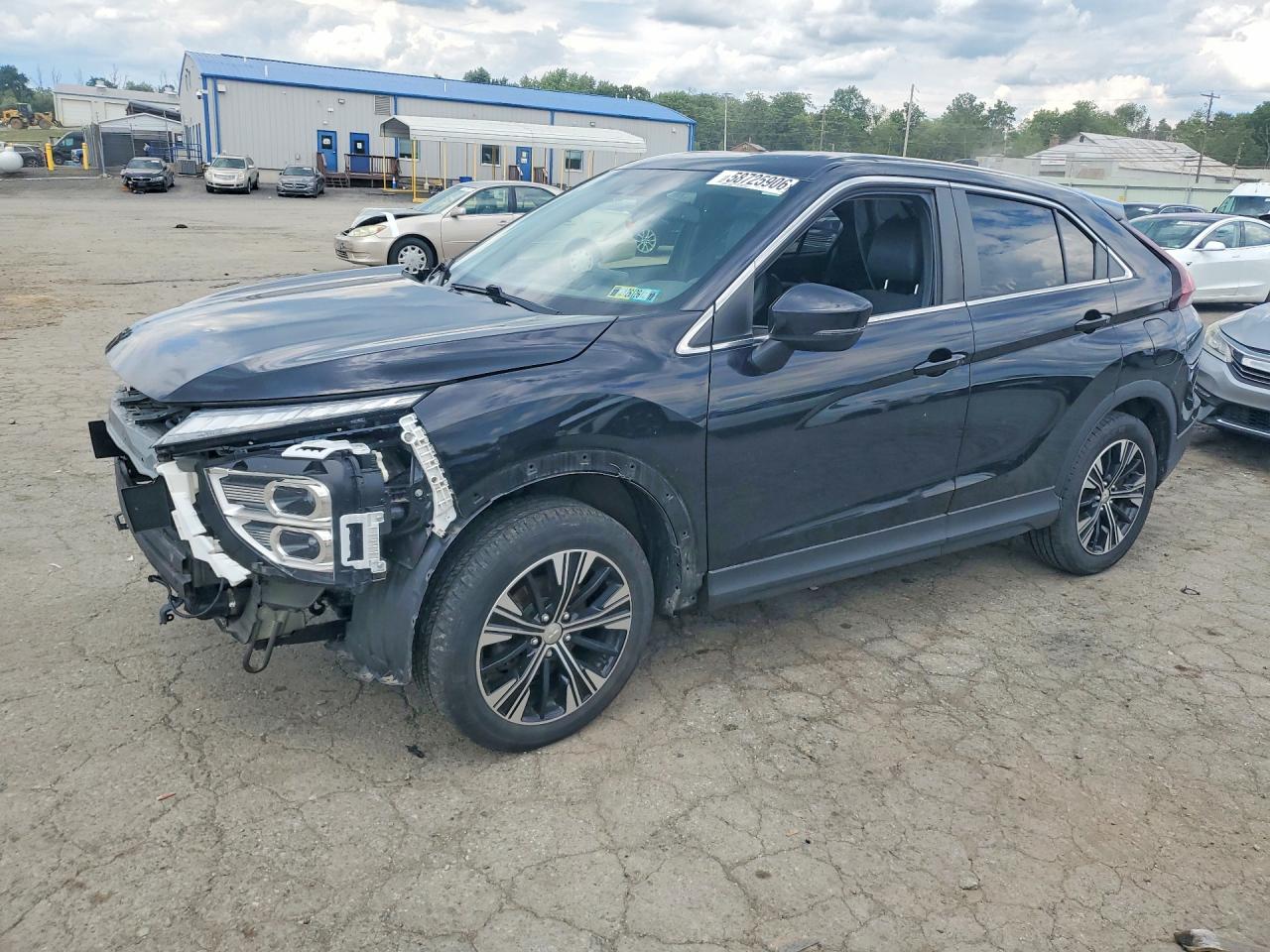 JA4ATWAA8NZ054486 · 2022 MITSUBISHI ECLIPSE CROSS