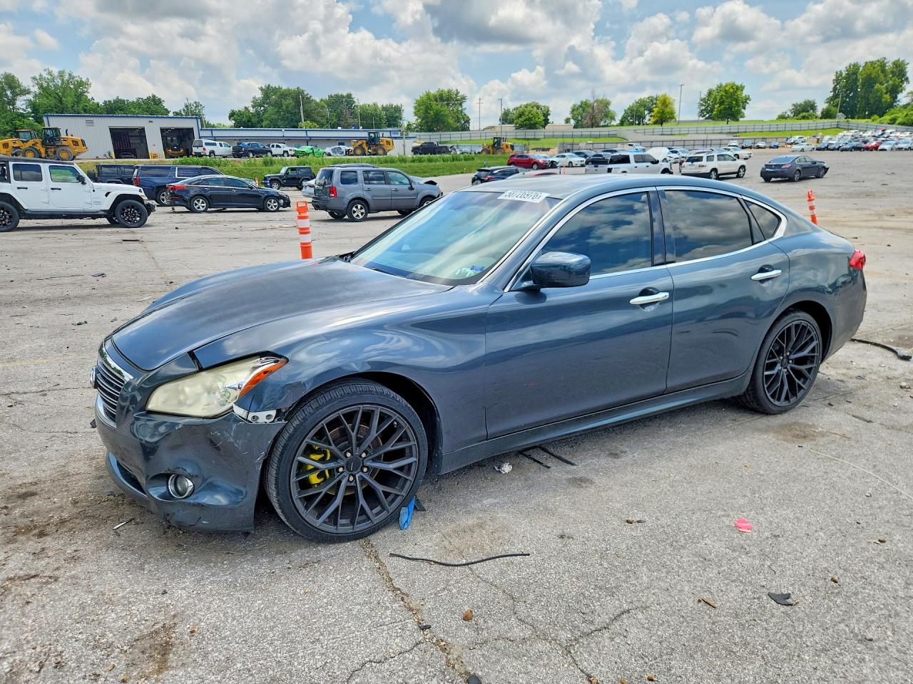 JN1BY1AP7BM320305 · 2011 INFINITI M37