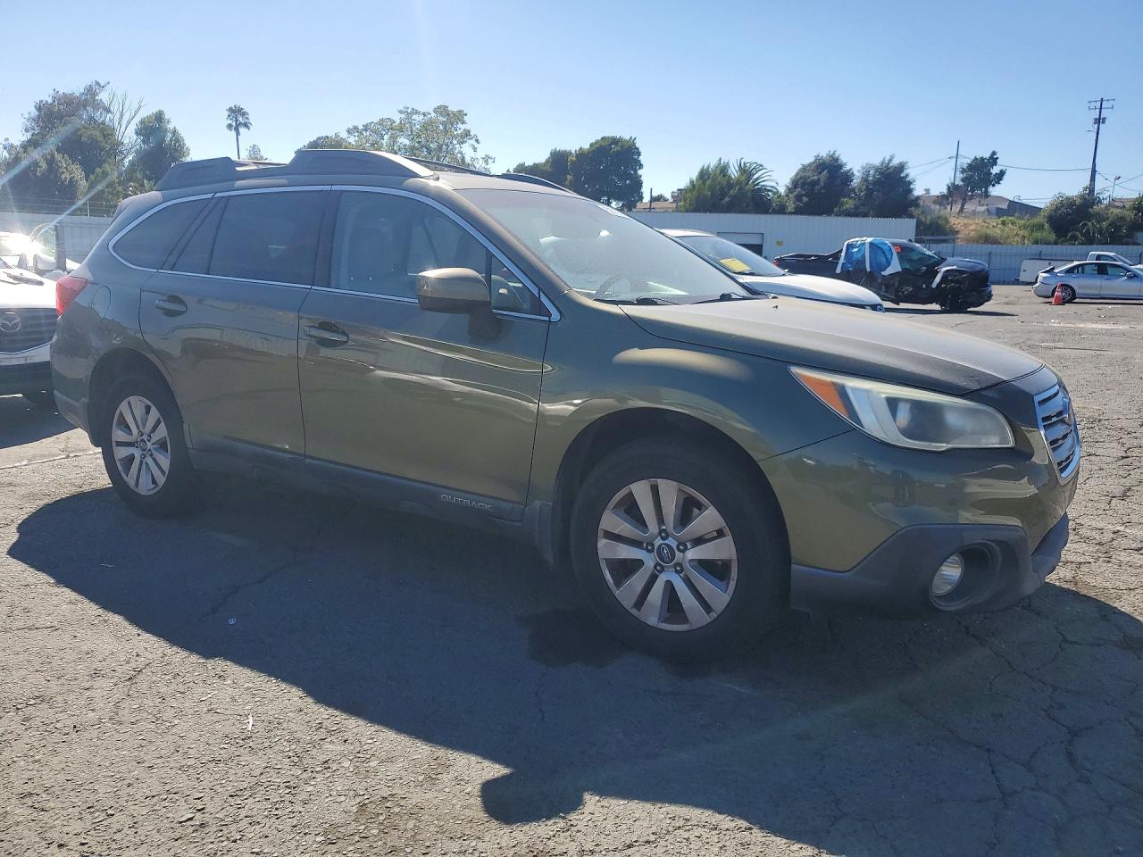 4S4BSADC3F3257380 · 2015 SUBARU OUTBACK · 4/12