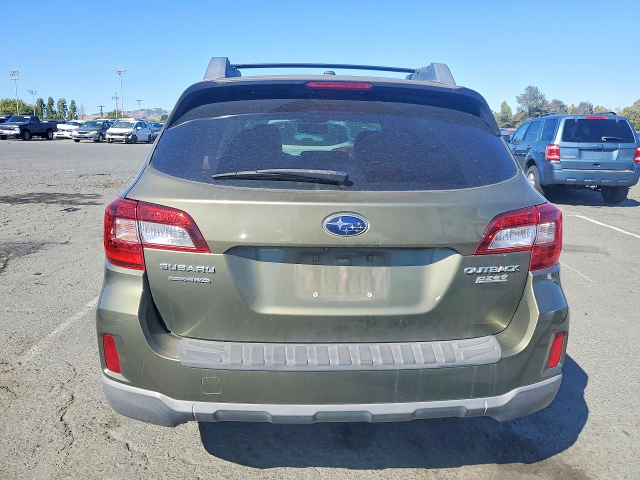 4S4BSADC3F3257380 · 2015 SUBARU OUTBACK · 6/12