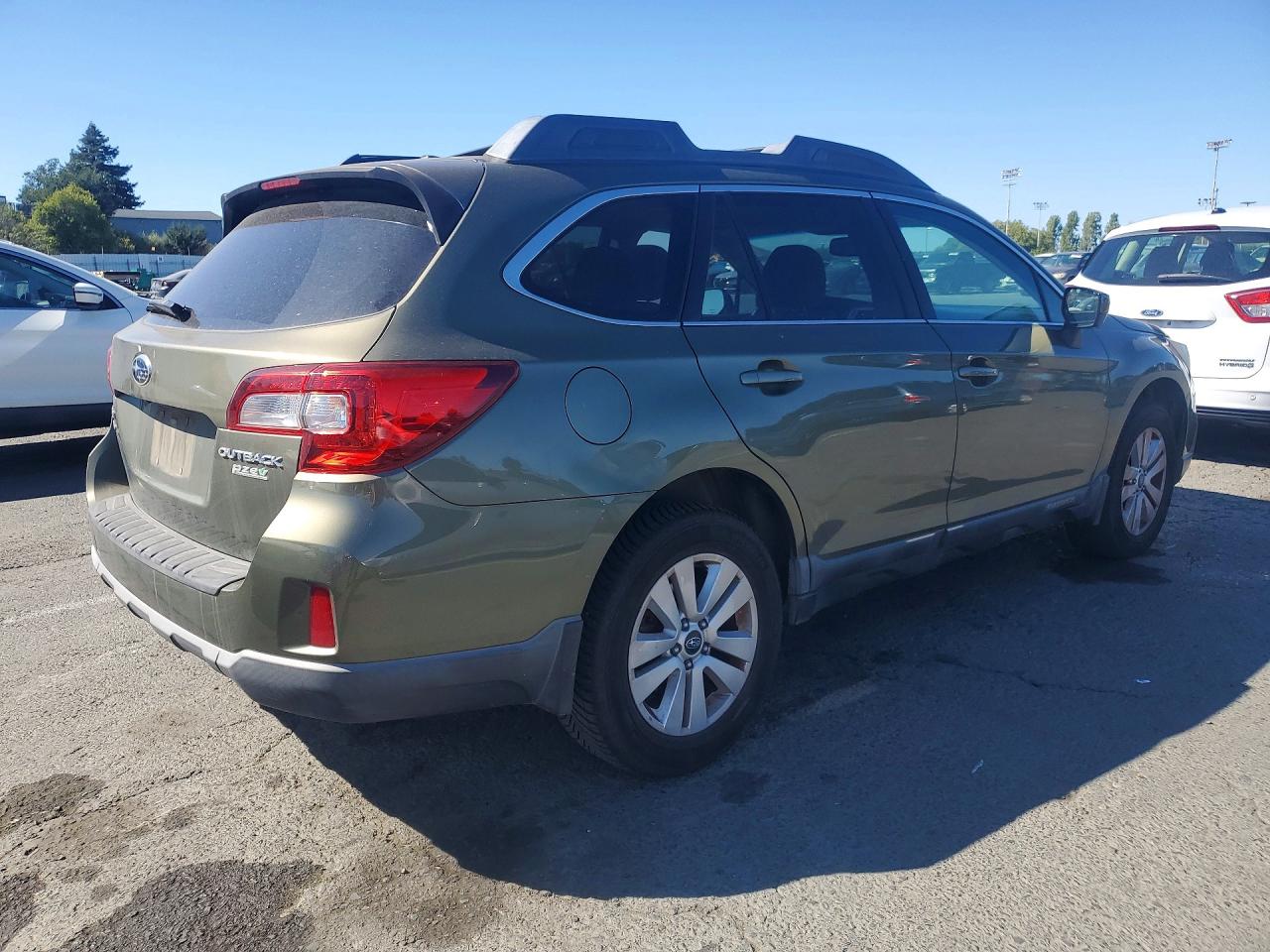 4S4BSADC3F3257380 · 2015 SUBARU OUTBACK · 3/12