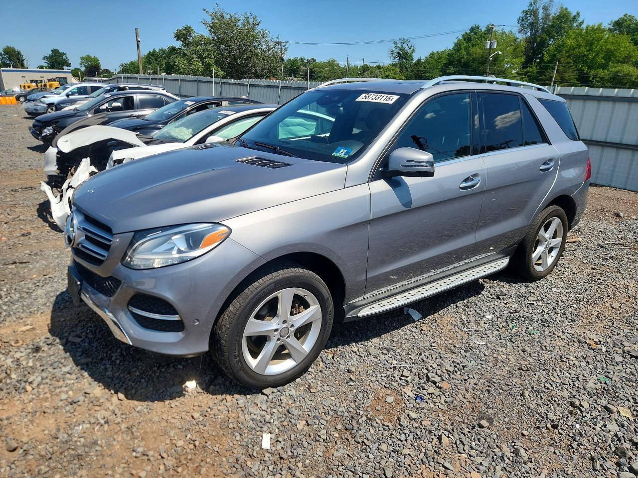 4JGDA5HBXGA759689 · 2016 MERCEDES-BENZ GLE