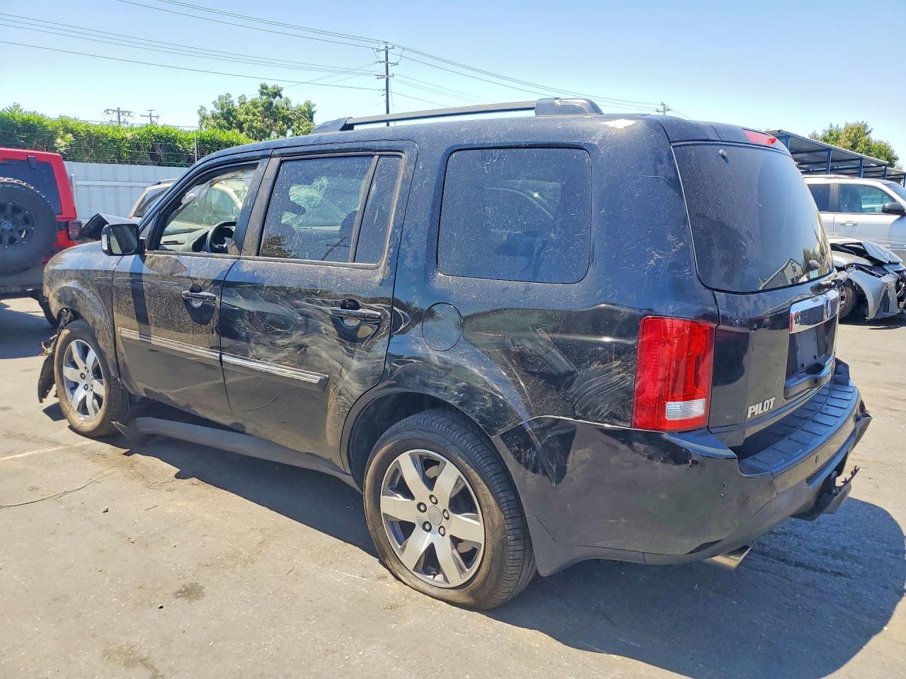 5FNYF4H97FB041991 · 2015 HONDA PILOT · 2/14