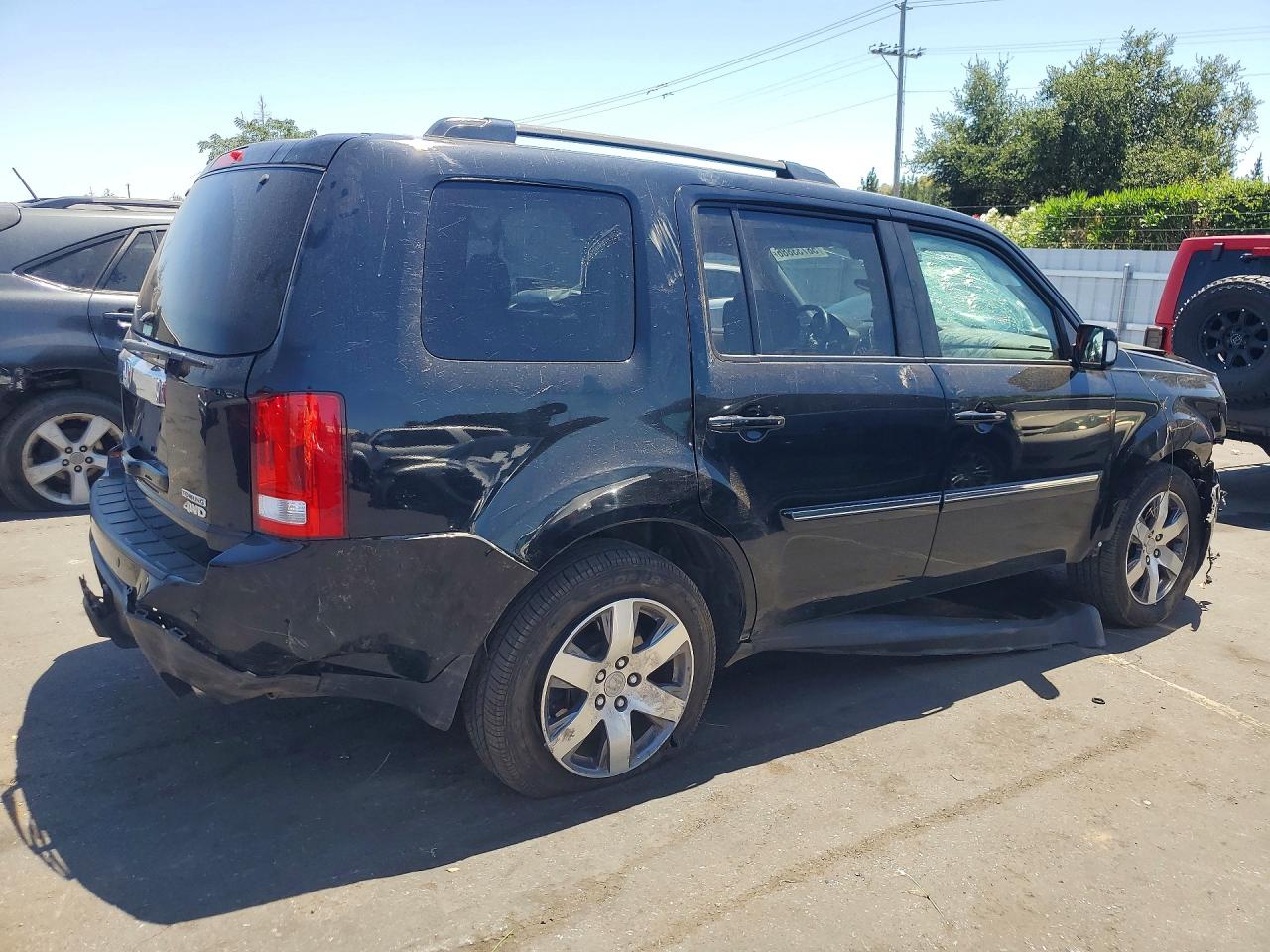 5FNYF4H97FB041991 · 2015 HONDA PILOT · 3/14