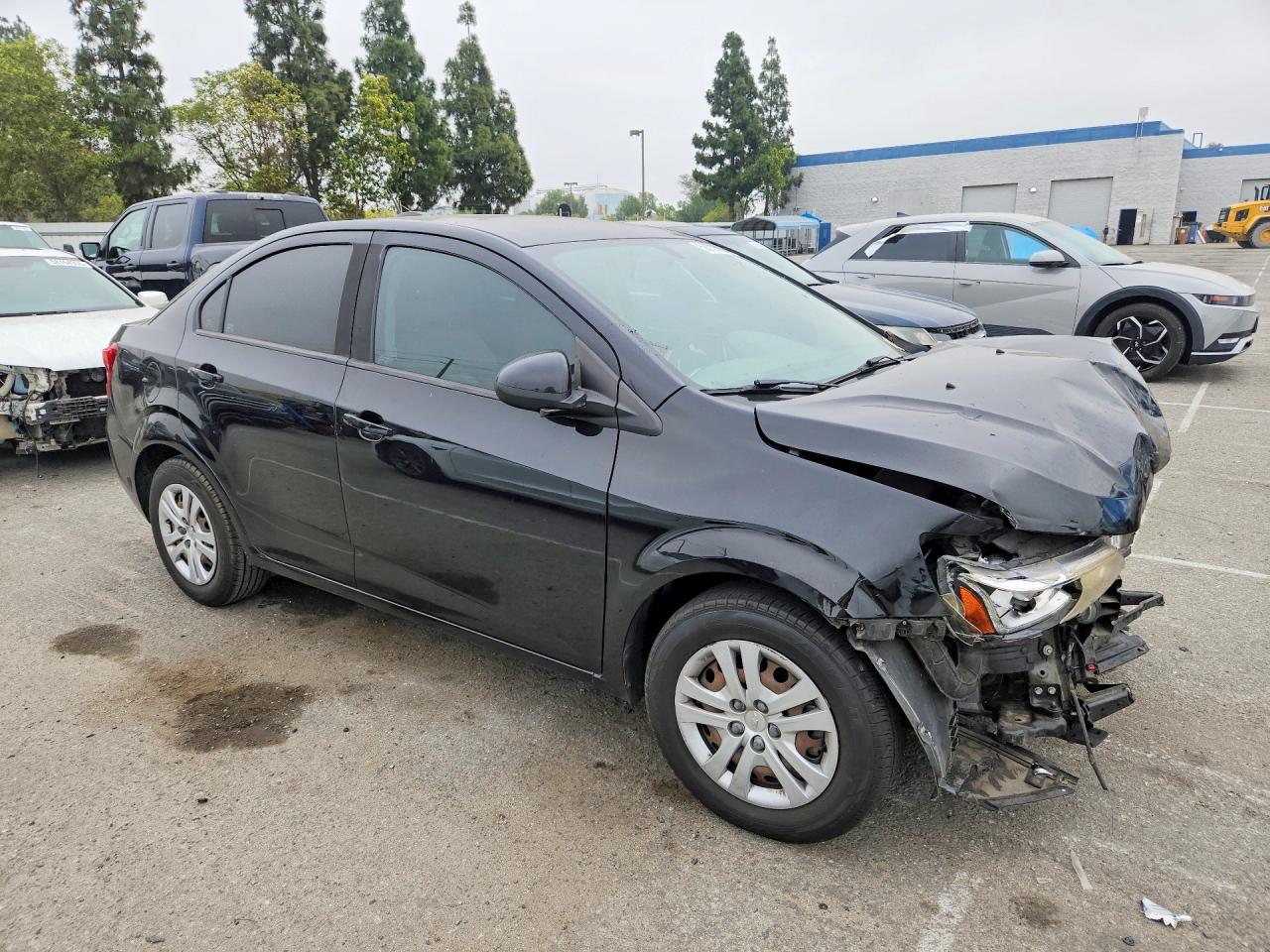 1G1JB5SG5H4157123 · 2017 CHEVROLET SONIC · 4/13